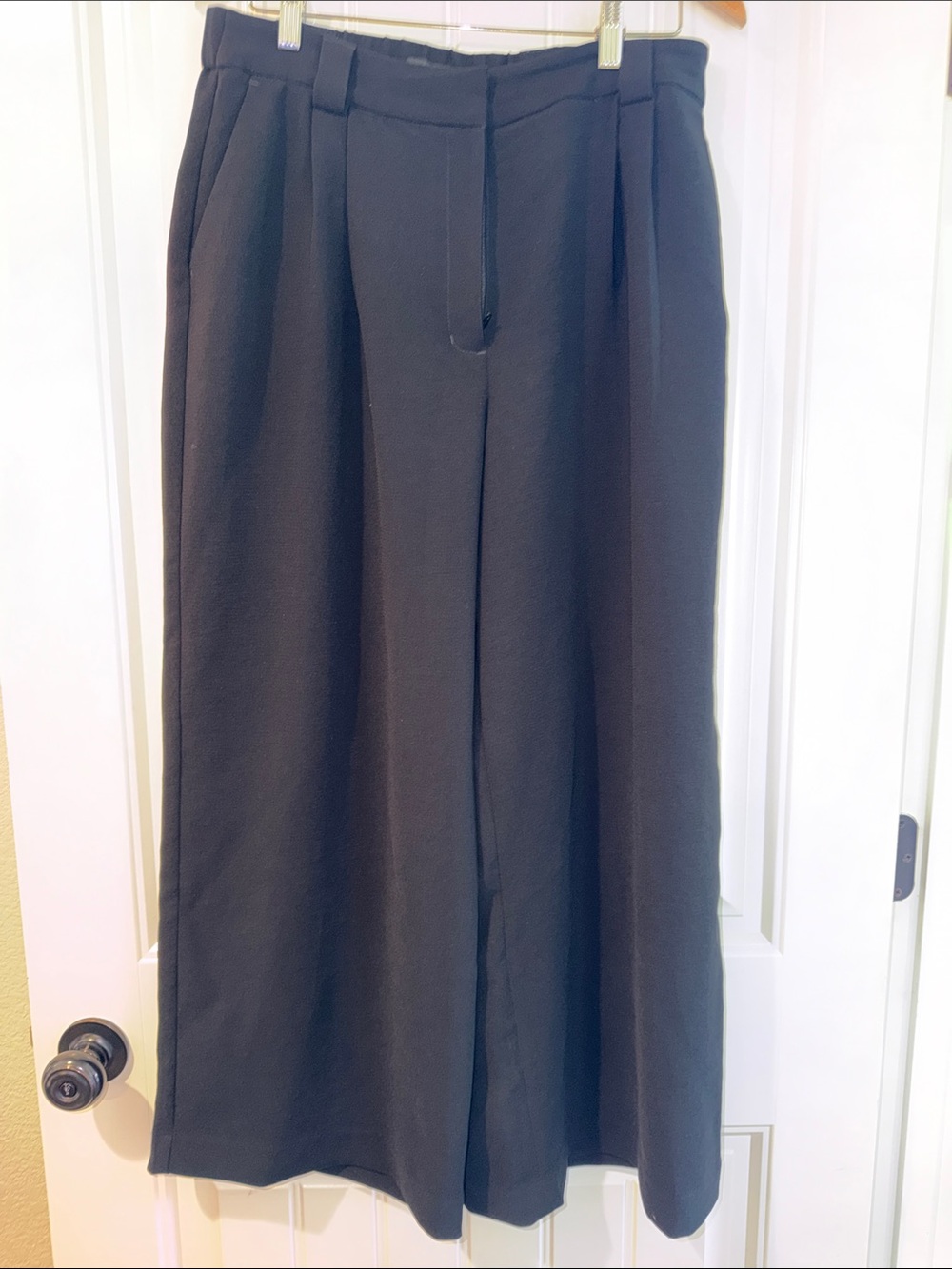 Express Black Wide-Leg Skirt Pants